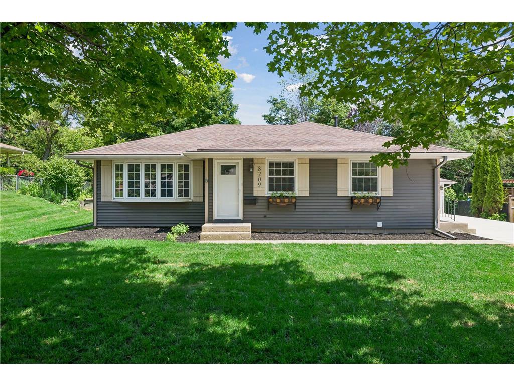 8209 Beard Road Bloomington MN 55431 7104146 image2