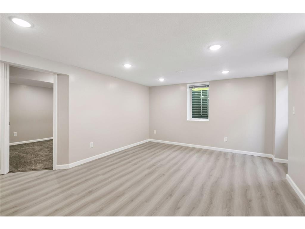 8209 Beard Road Bloomington MN 55431 7104146 image23