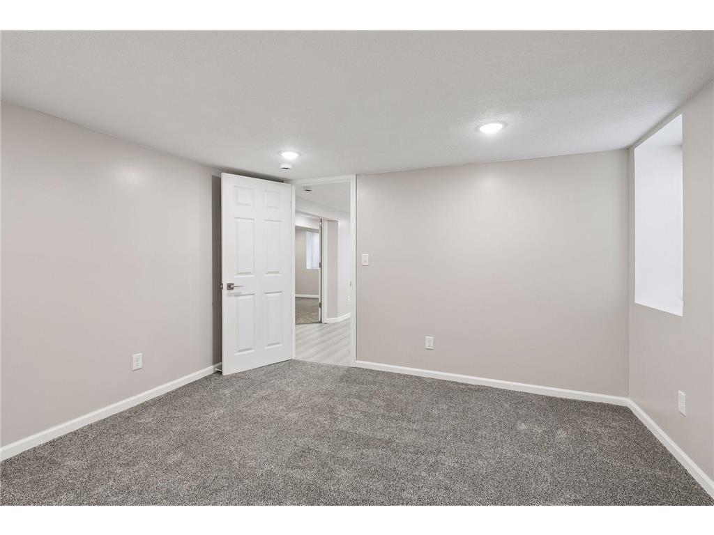 8209 Beard Road Bloomington MN 55431 7104146 image30