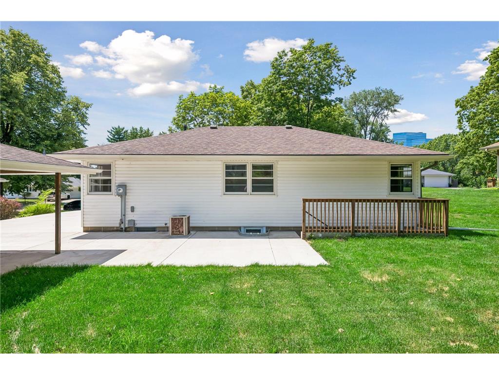 8209 Beard Road Bloomington MN 55431 7104146 image37