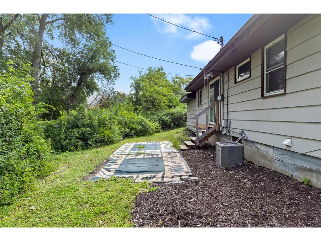 8209 Johnson Circle Bloomington MN 55437 - Wanda Miller 7104485 image14