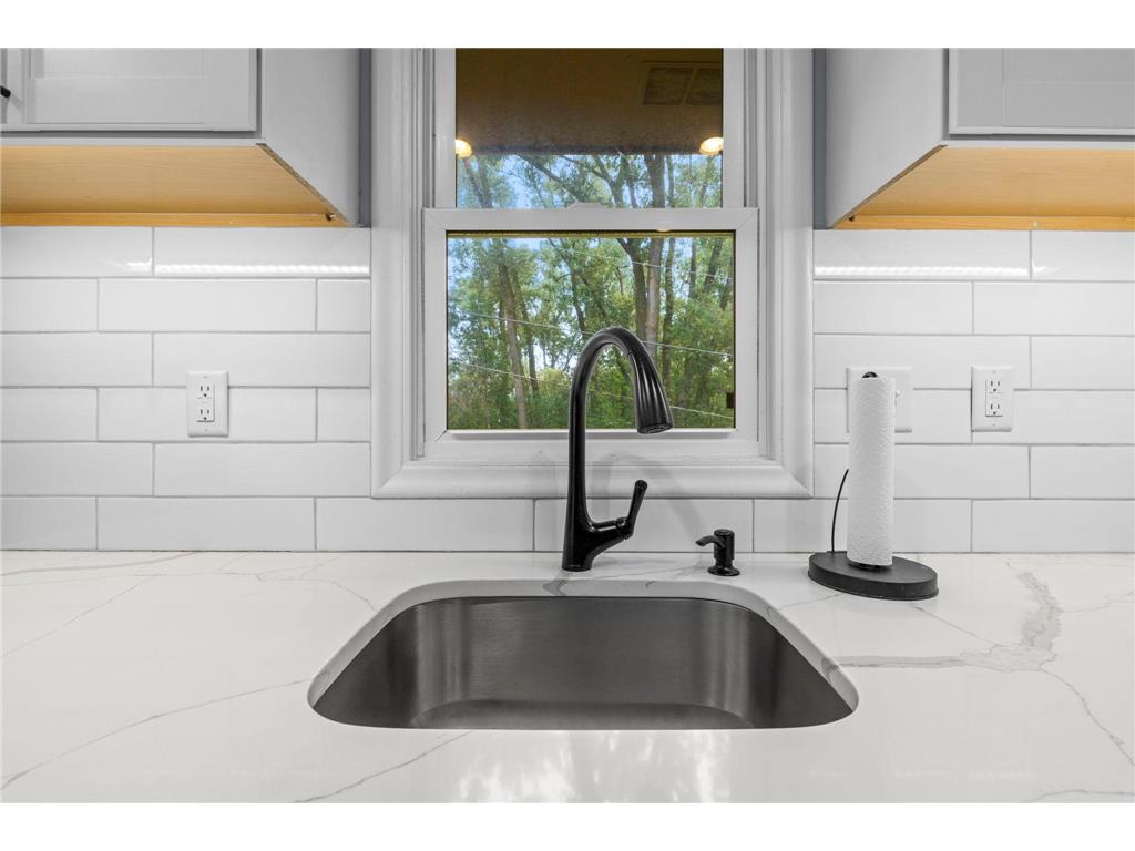 8209 Johnson Circle Bloomington MN 55437 - Wanda Miller 7104485 image17