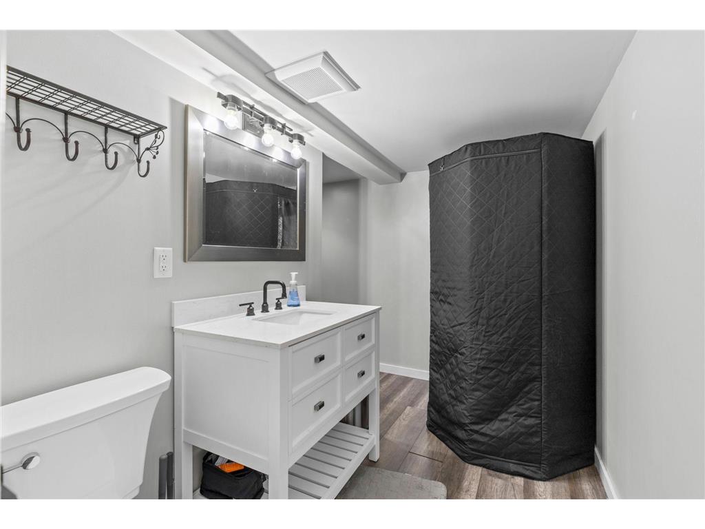 8209 Johnson Circle Bloomington MN 55437 - Wanda Miller 7104485 image30