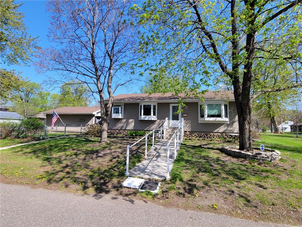 821 11th Street SE Saint Cloud MN 56304 6715738 image1
