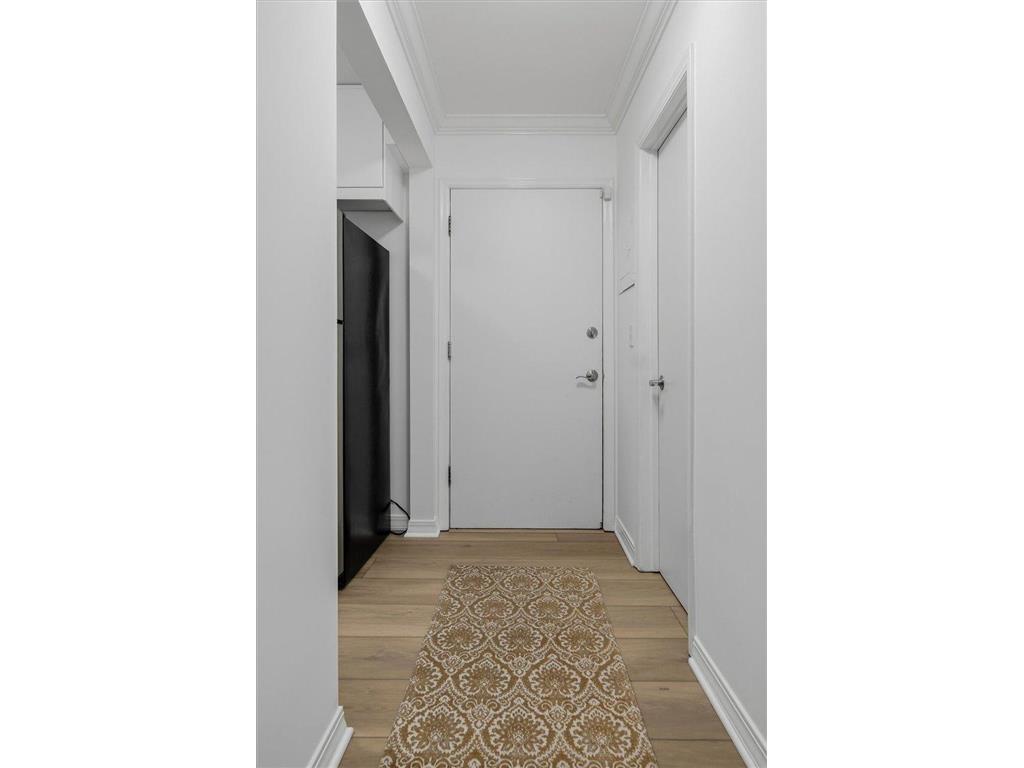 821 Douglas Avenue #104 Minneapolis MN 55403 6808491 image11