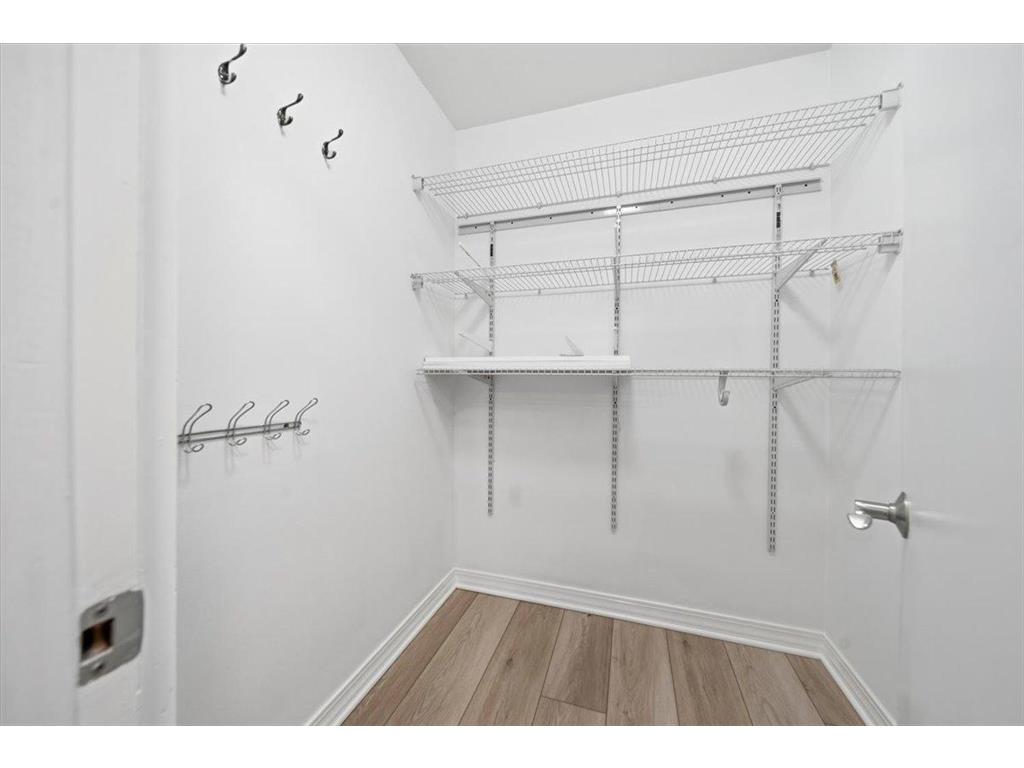 821 Douglas Avenue #104 Minneapolis MN 55403 6808491 image12