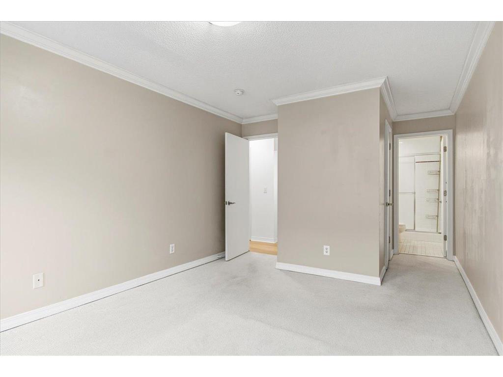 821 Douglas Avenue #104 Minneapolis MN 55403 6808491 image13