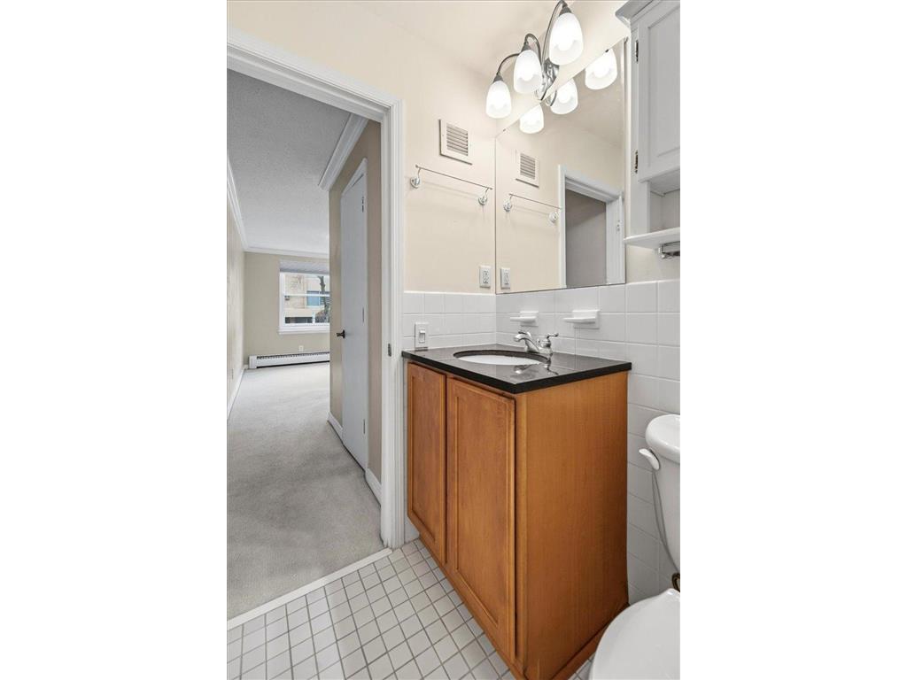 821 Douglas Avenue #104 Minneapolis MN 55403 6808491 image16