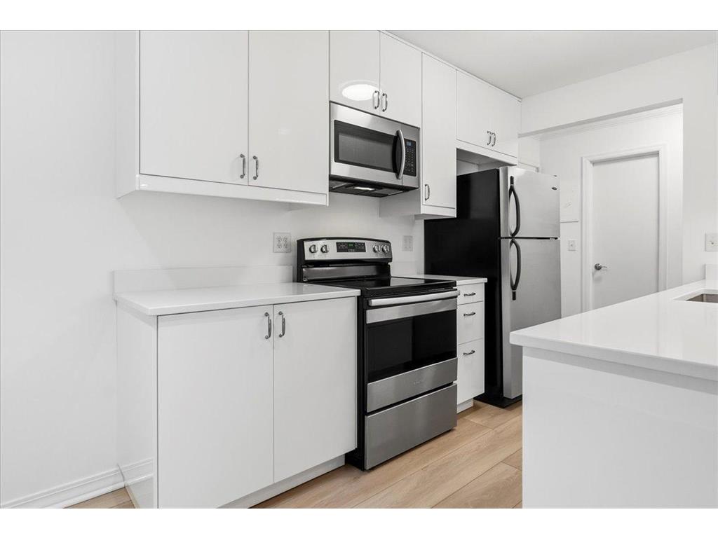 821 Douglas Avenue #104 Minneapolis MN 55403 6808491 image3