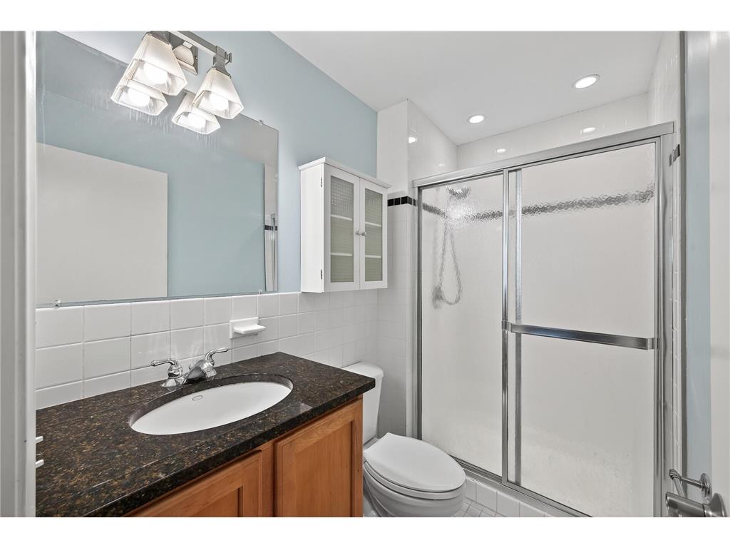 821 Douglas Avenue #204 Minneapolis MN 55403 6824703 image15