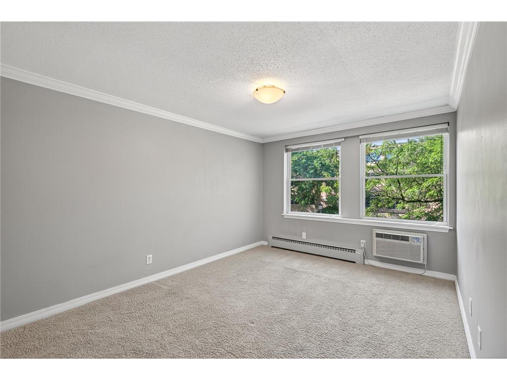 821 Douglas Avenue #204 Minneapolis MN 55403 7049769 image12