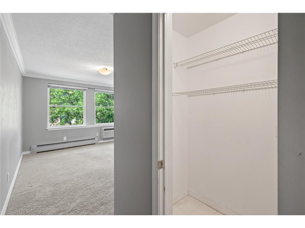 821 Douglas Avenue #204 Minneapolis MN 55403 7049769 image16
