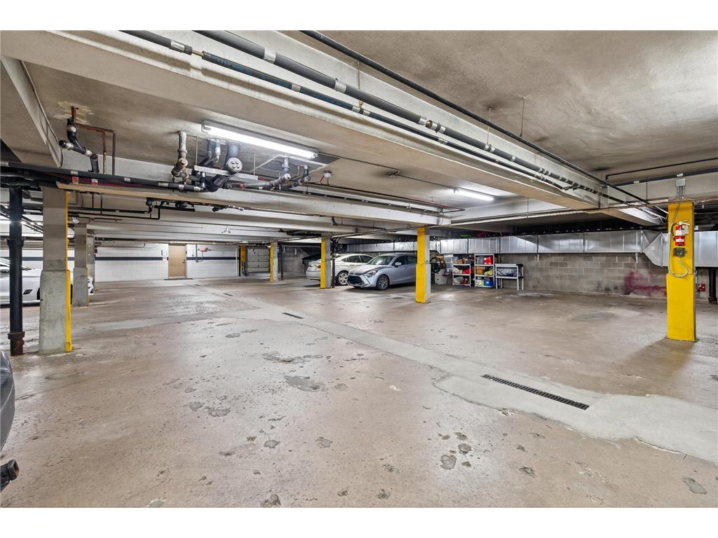 821 Douglas Avenue #204 Minneapolis MN 55403 7049769 image21