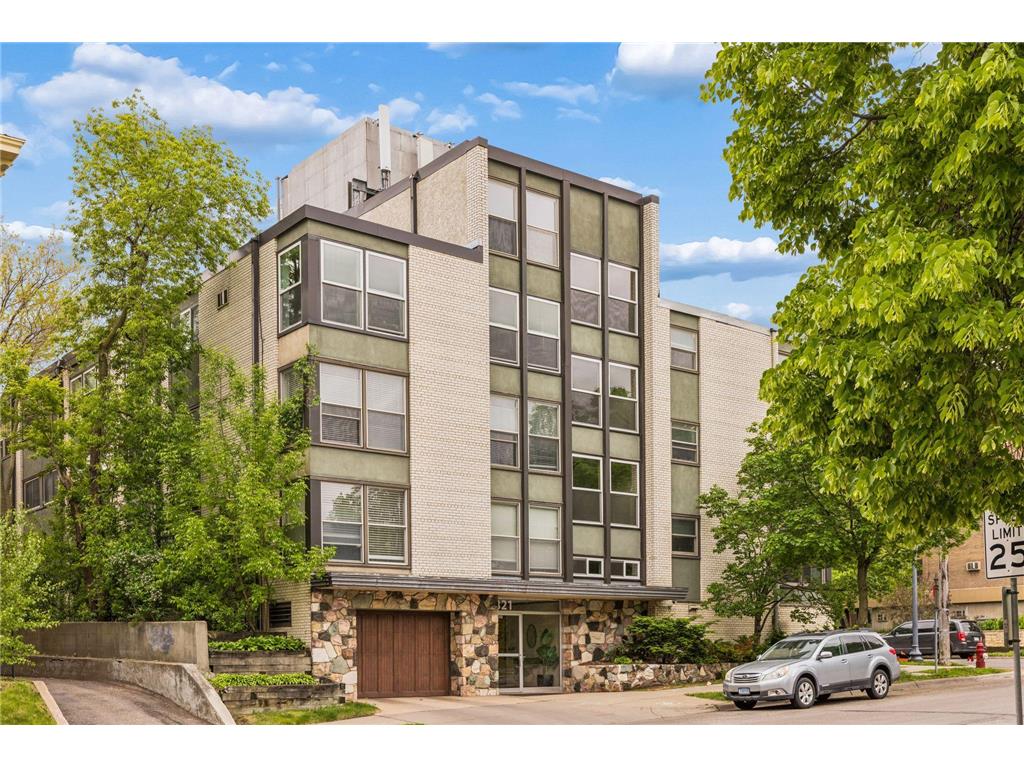 821 Douglas Avenue #205 Minneapolis MN 55403 7078441 image1