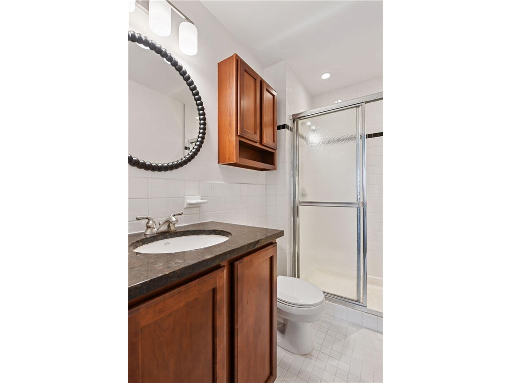 821 Douglas Avenue #304 Minneapolis MN 55403 6817208 image13