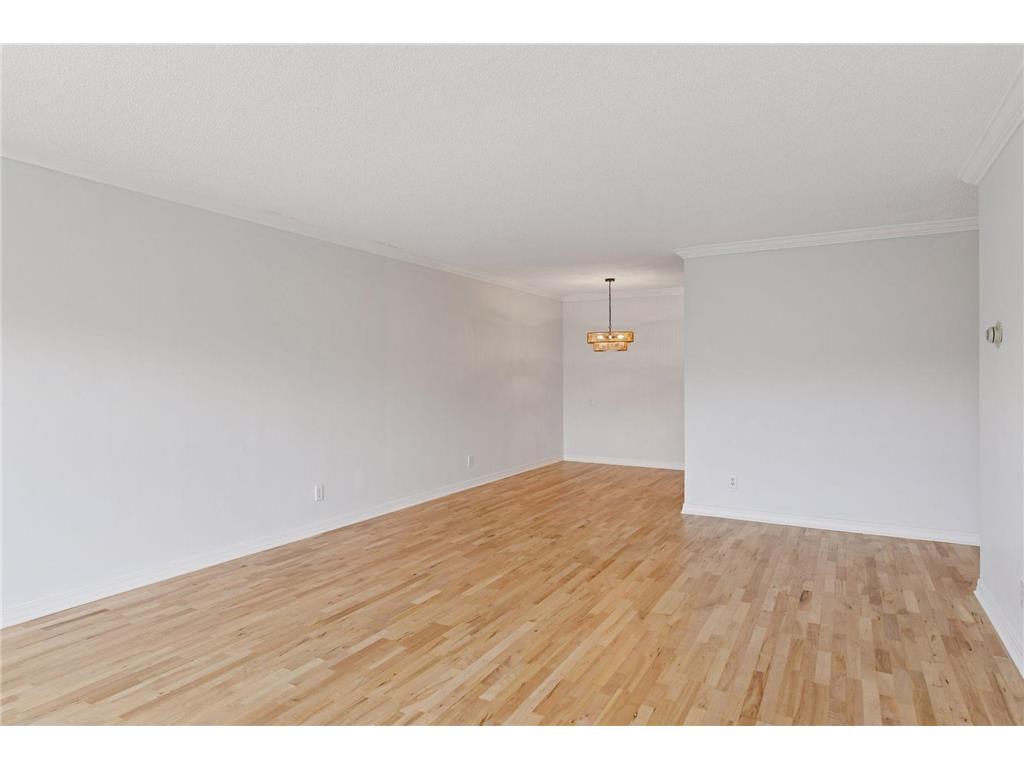 821 Douglas Avenue #304 Minneapolis MN 55403 6817208 image4