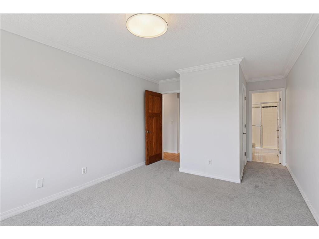 821 Douglas Avenue #304 Minneapolis MN 55403 7070784 image14