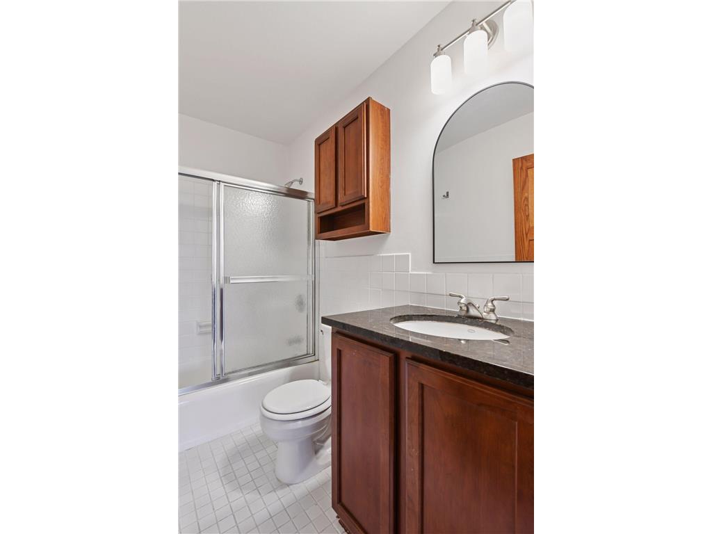 821 Douglas Avenue #304 Minneapolis MN 55403 7070784 image21