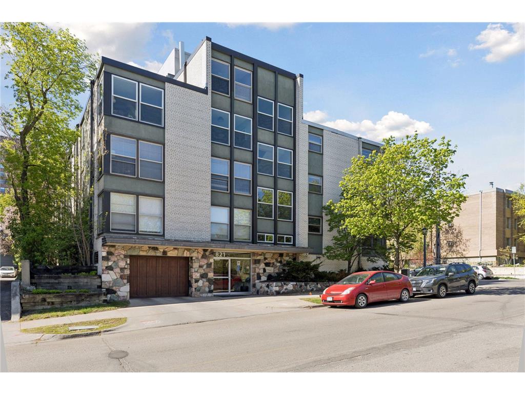 821 Douglas Avenue #304 Minneapolis MN 55403 7070784 image30
