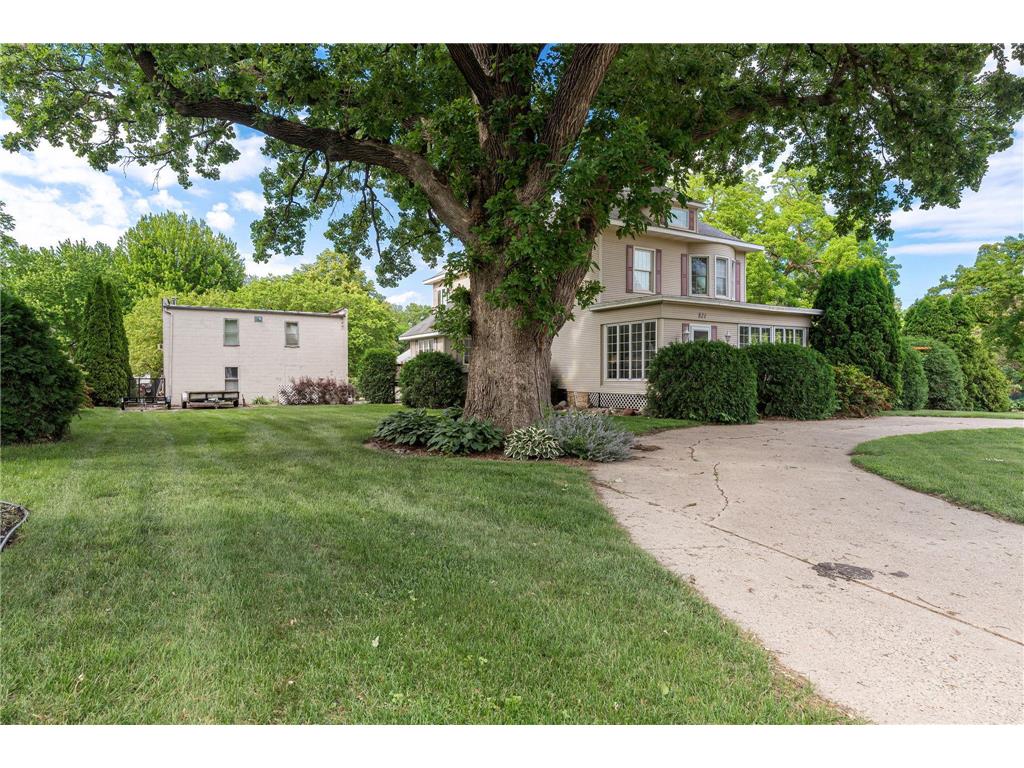 821 E Elm Avenue Waseca MN 56093 7085419 image2