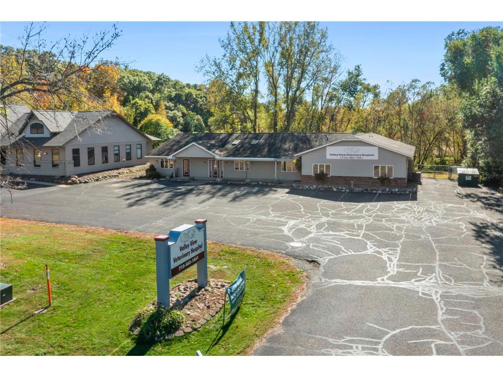 821 E US Highway 8 Saint Croix Falls WI 54024 6803685 image1