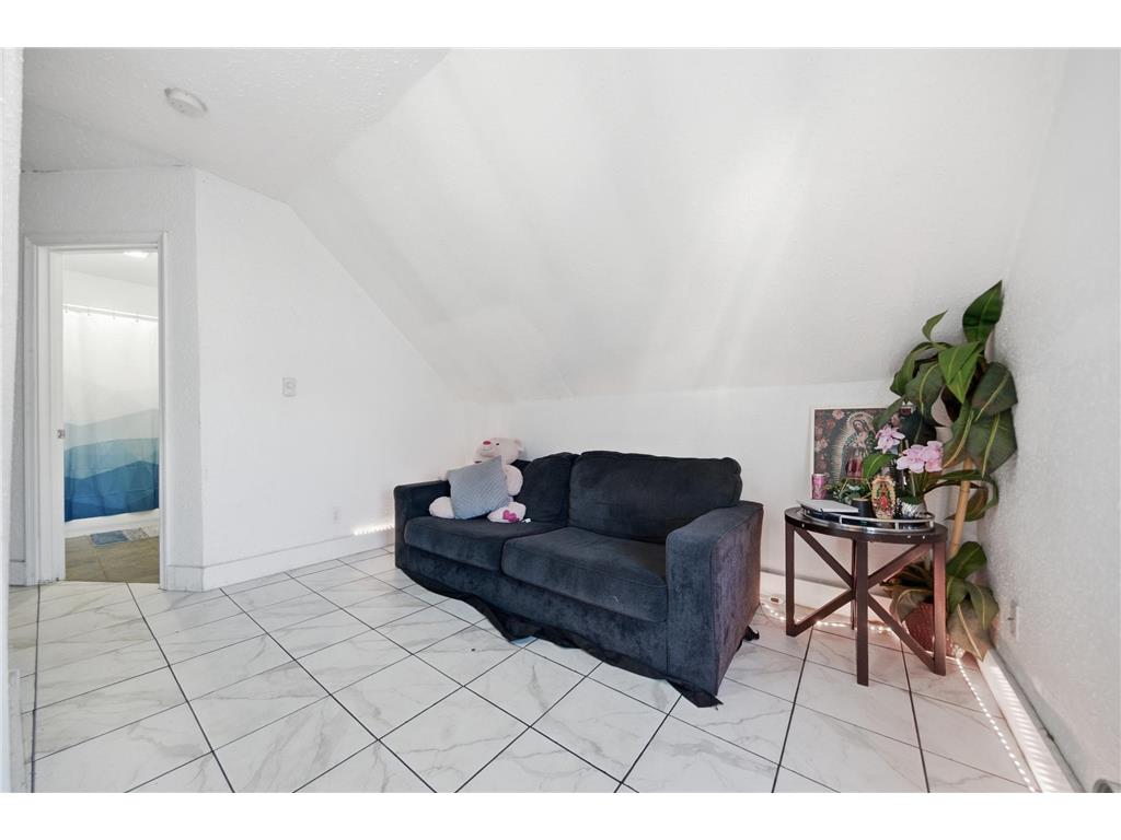 821 Edmund Avenue Saint Paul MN 55104 7008720 image21
