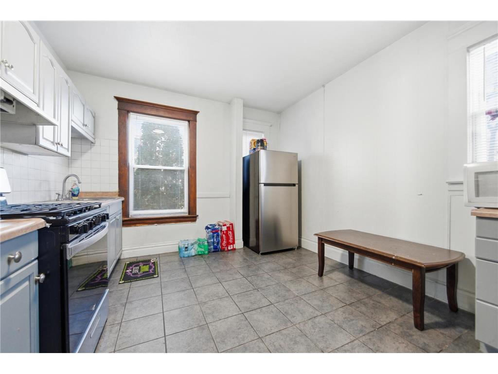 821 Edmund Avenue Saint Paul MN 55104 7008720 image40