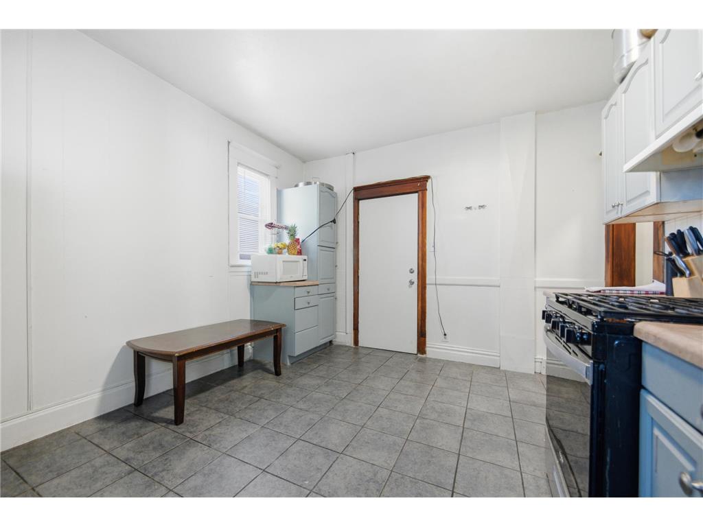 821 Edmund Avenue Saint Paul MN 55104 7008720 image41