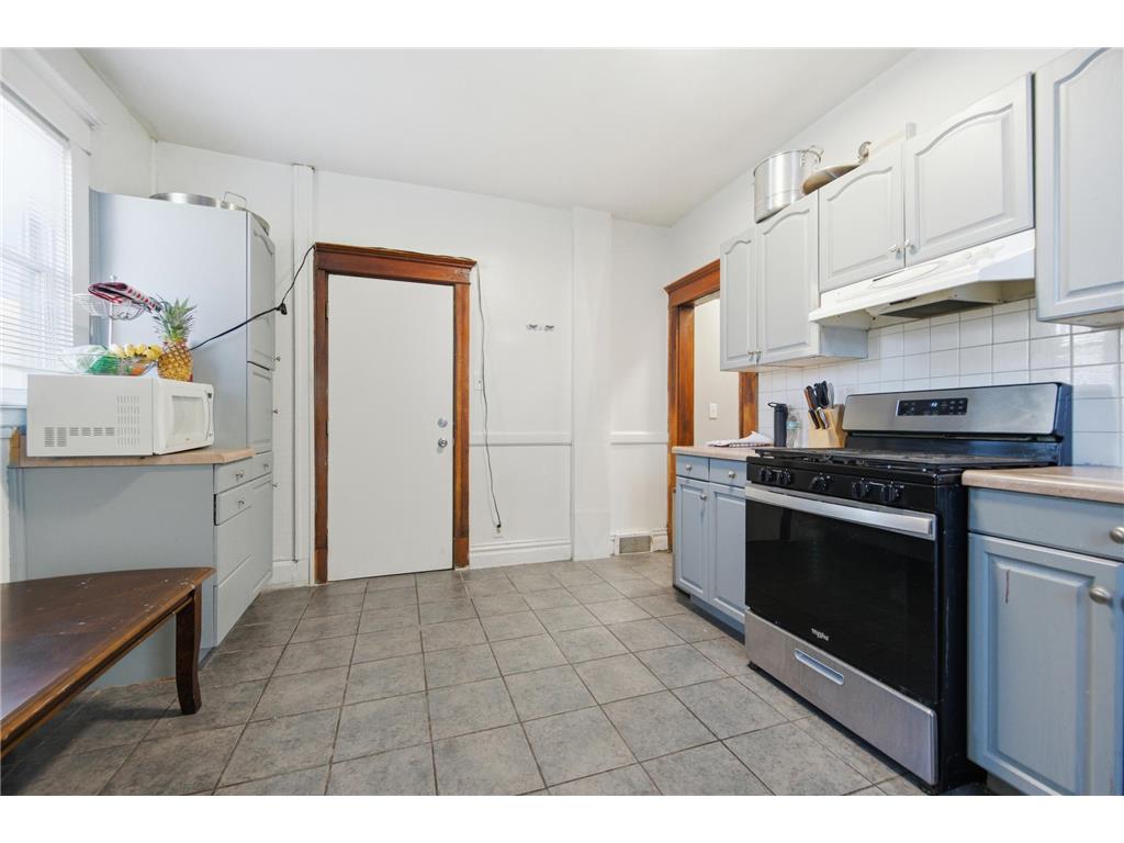 821 Edmund Avenue Saint Paul MN 55104 7008720 image42