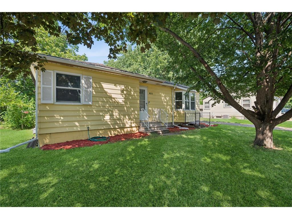 821 Elm Street Anoka MN 55303 6753817 image1