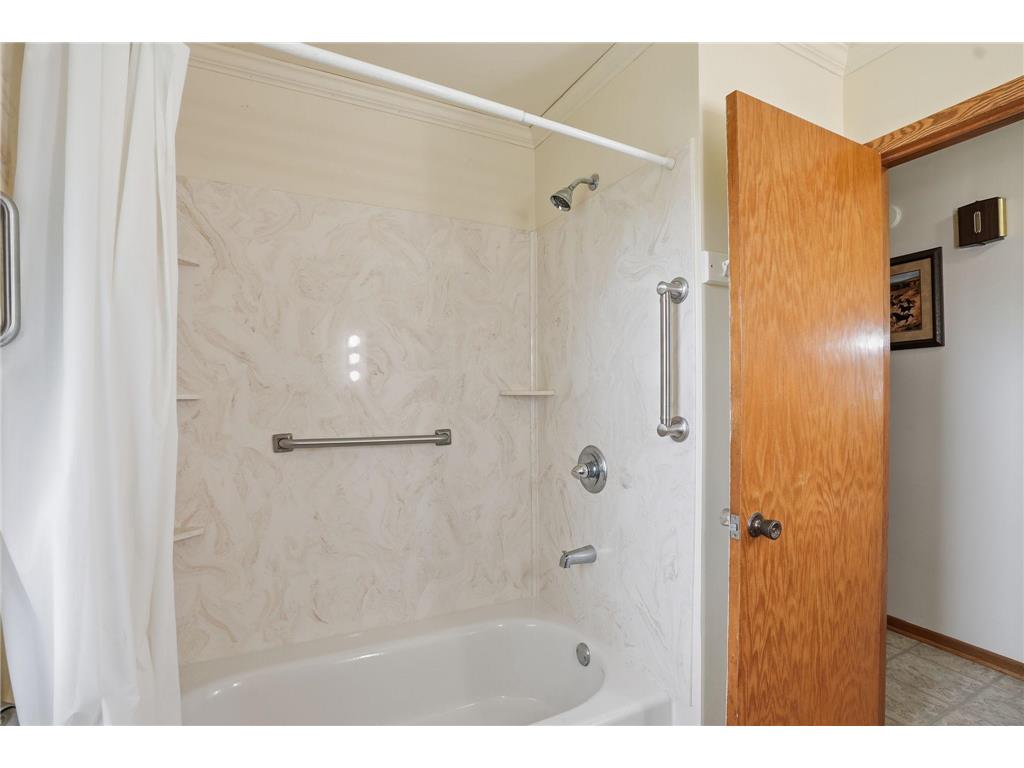 821 Elm Street W Norwood Young America MN 55368 7025209 image15