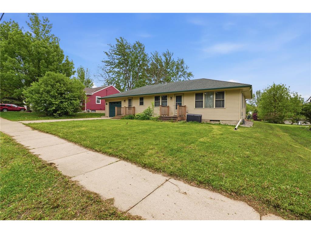 821 Elm Street W Norwood Young America MN 55368 7025209 image33