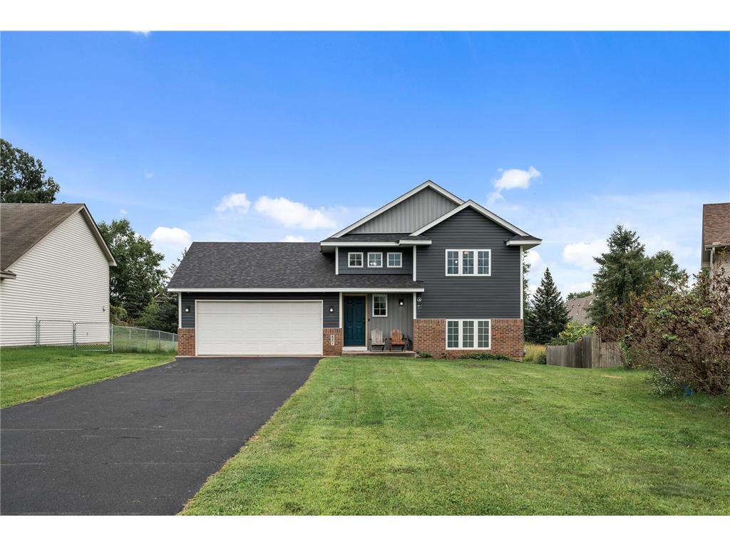 821 Isanti Parkway NW Isanti MN 55040 6570211 image1