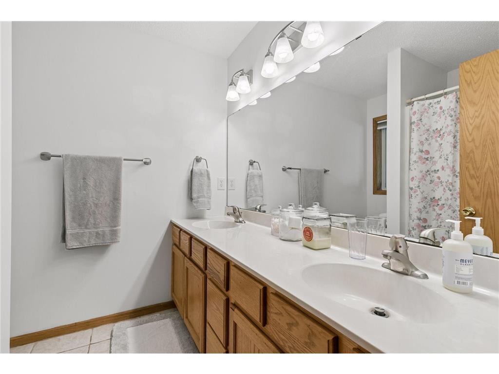 821 Lancer Drive NE Owatonna MN 55060 7101983 image20