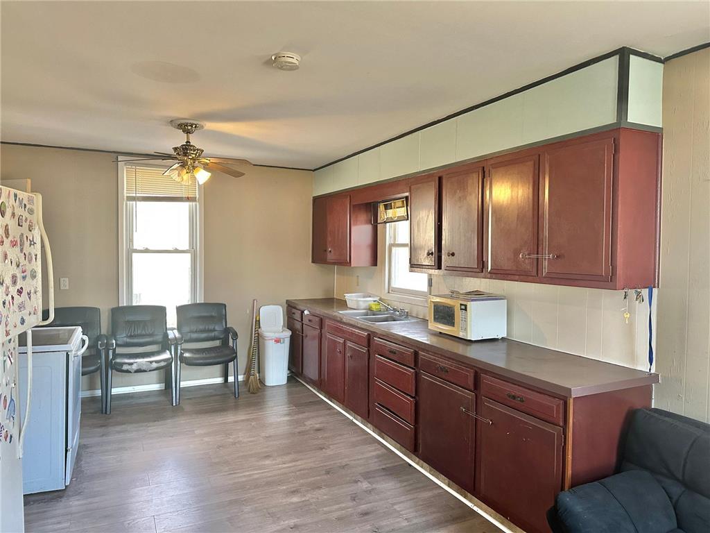 821 Madison Avenue Albert Lea MN 56007 6809333 image5