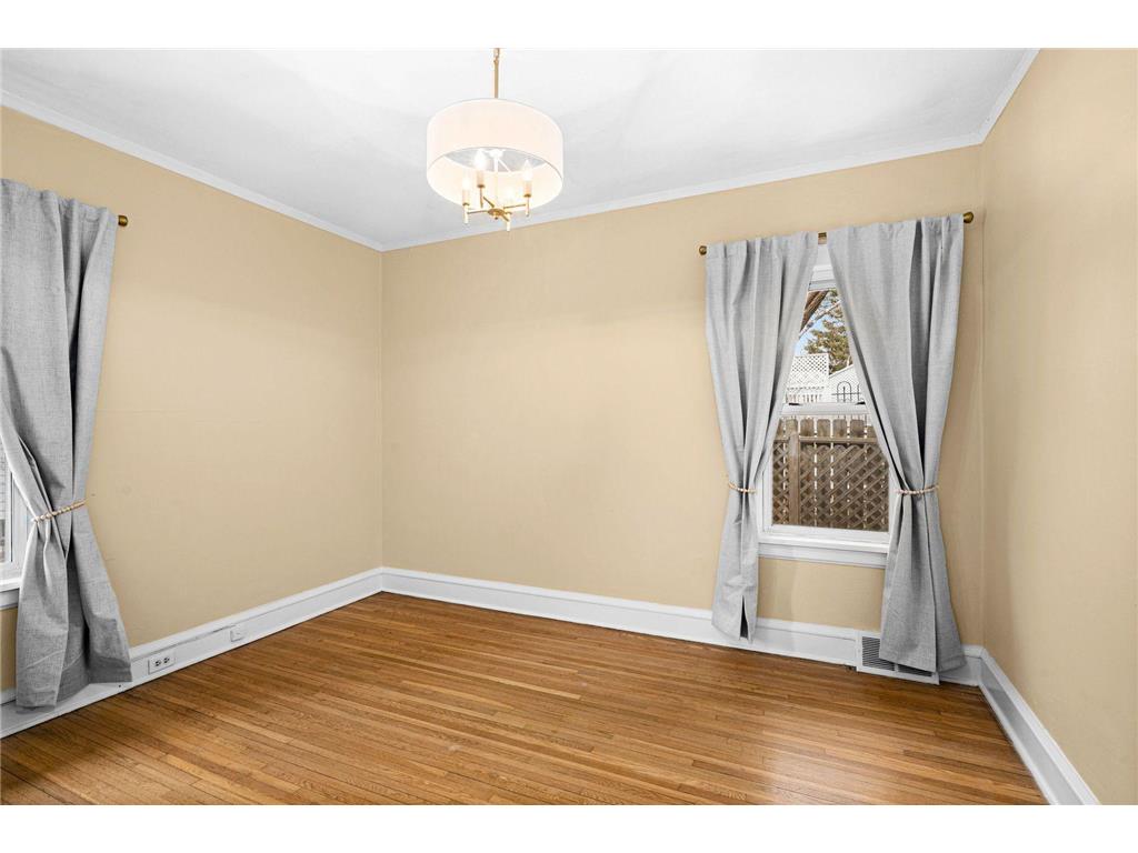 821 N 19th Avenue E Duluth MN 55812 7054743 image9