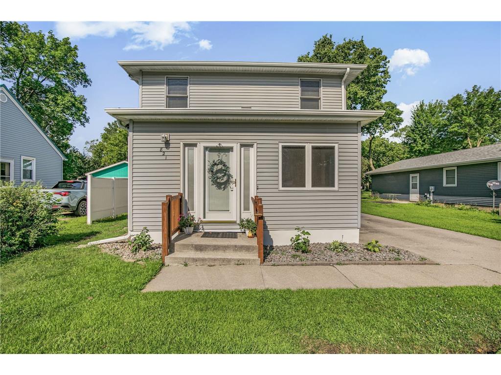 821 N Holcombe Avenue Litchfield MN 55355 6731315 image1