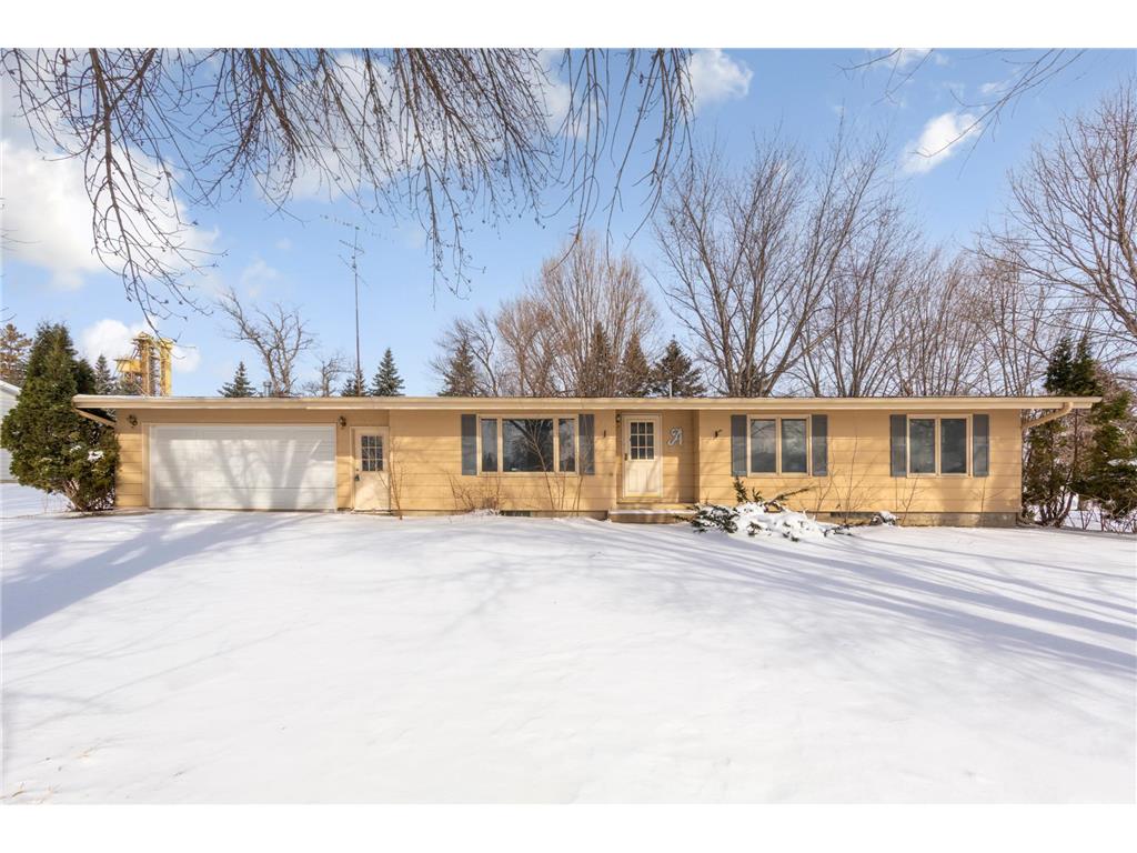 821 North Street Stewart MN 55385 7024971 image1