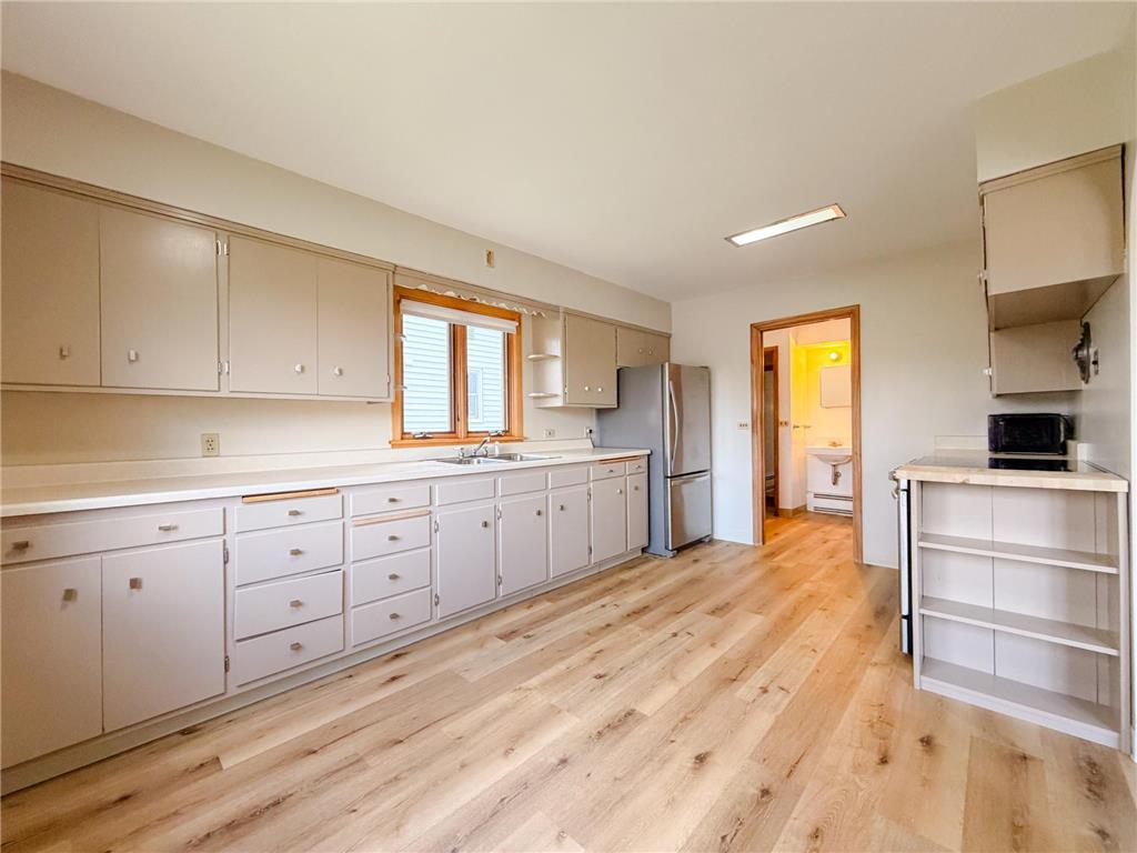 821 Park Street Jackson MN 56143 7066990 image15