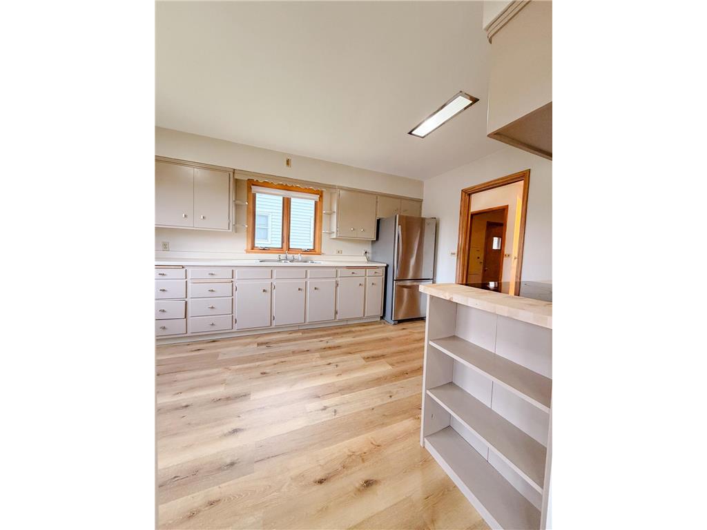 821 Park Street Jackson MN 56143 7066990 image17