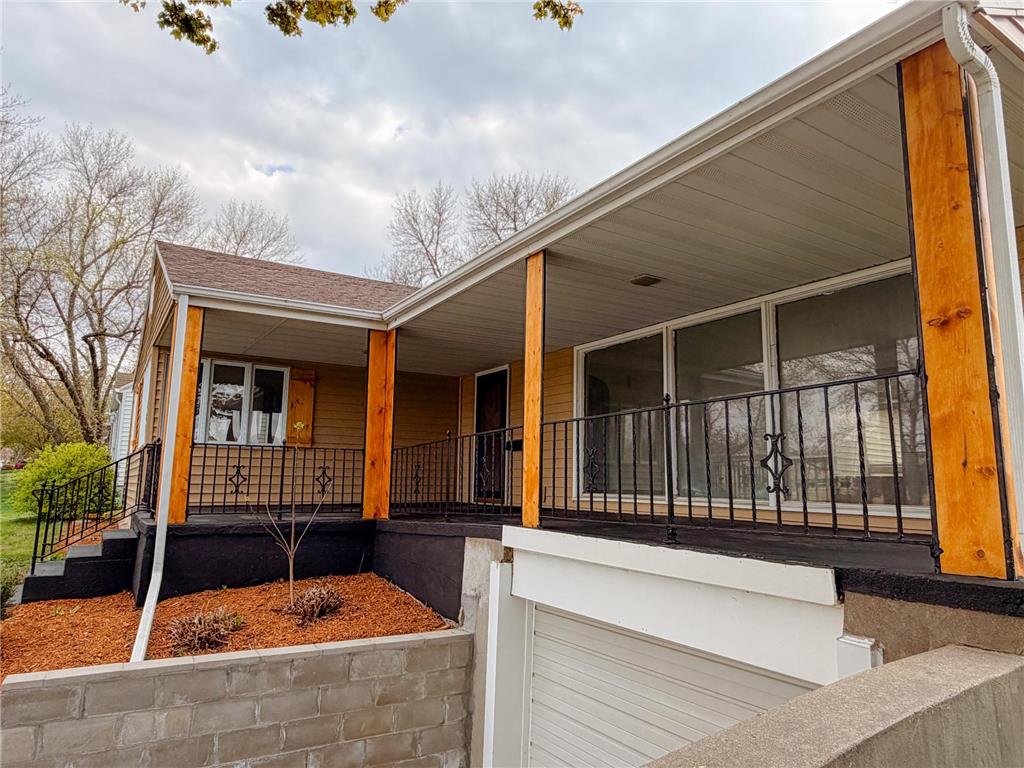 821 Park Street Jackson MN 56143 7066990 image3