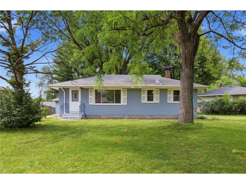 821 Sterling Street N Maplewood MN 55119 7103896 image1