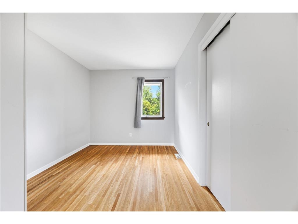 821 Sterling Street N Maplewood MN 55119 7103896 image11