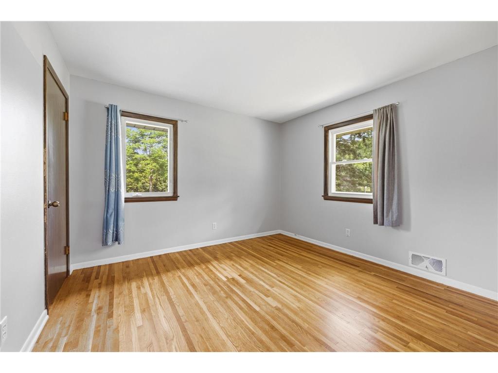 821 Sterling Street N Maplewood MN 55119 7103896 image13
