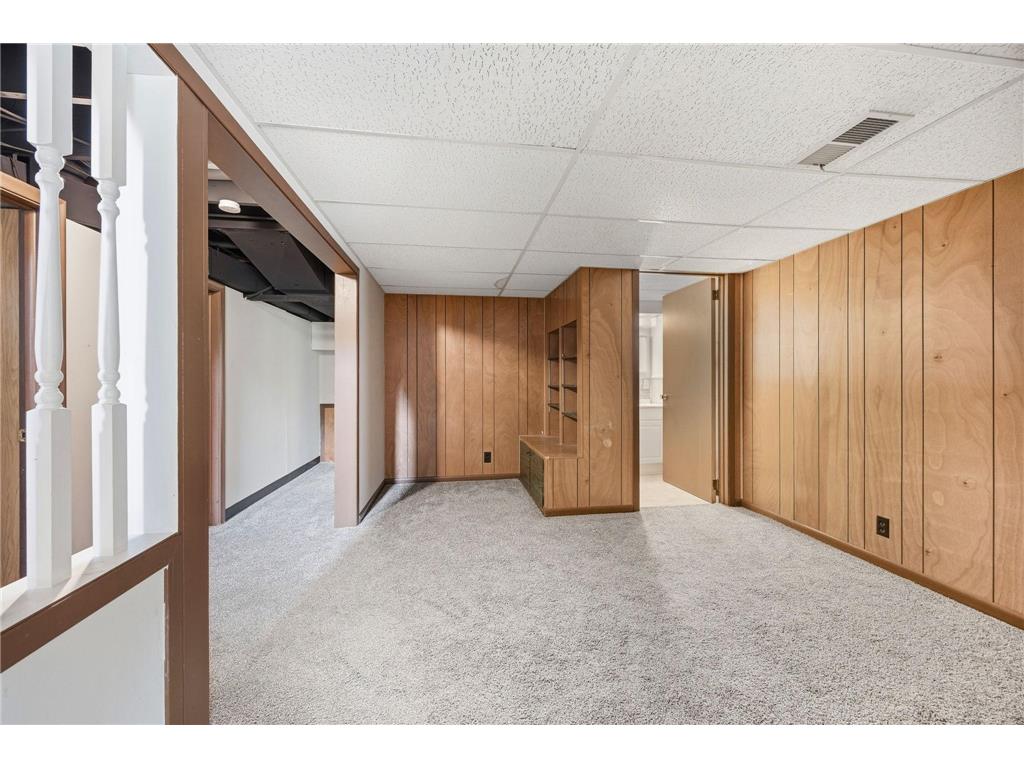 821 Sterling Street N Maplewood MN 55119 7103896 image14
