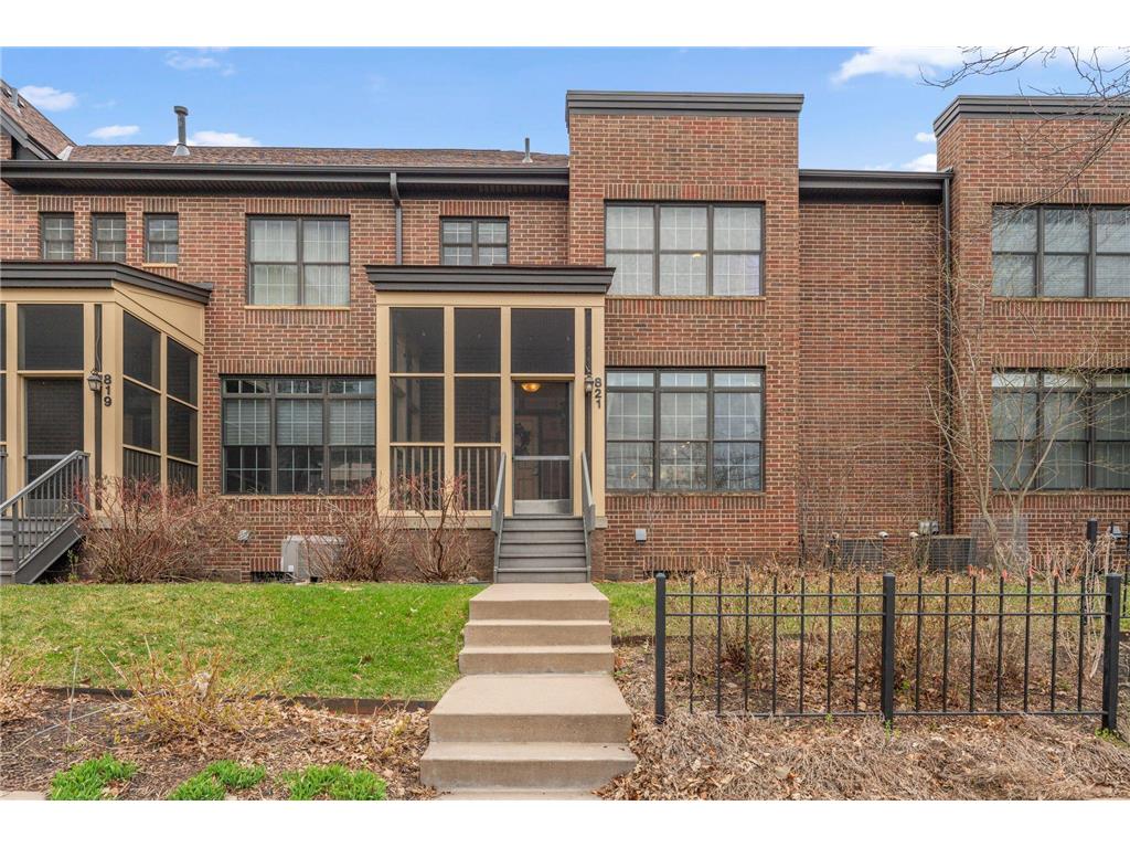 821 Thornton Street SE Minneapolis MN 55414 7045187 image2