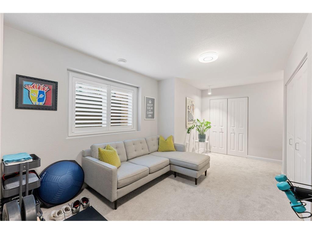 821 Thornton Street SE Minneapolis MN 55414 7045187 image38