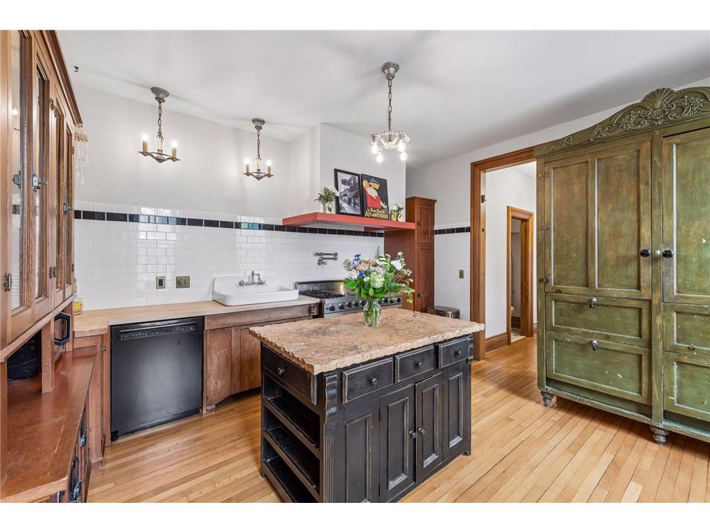 821 W 3rd Street Red Wing MN 55066 7068373 image20