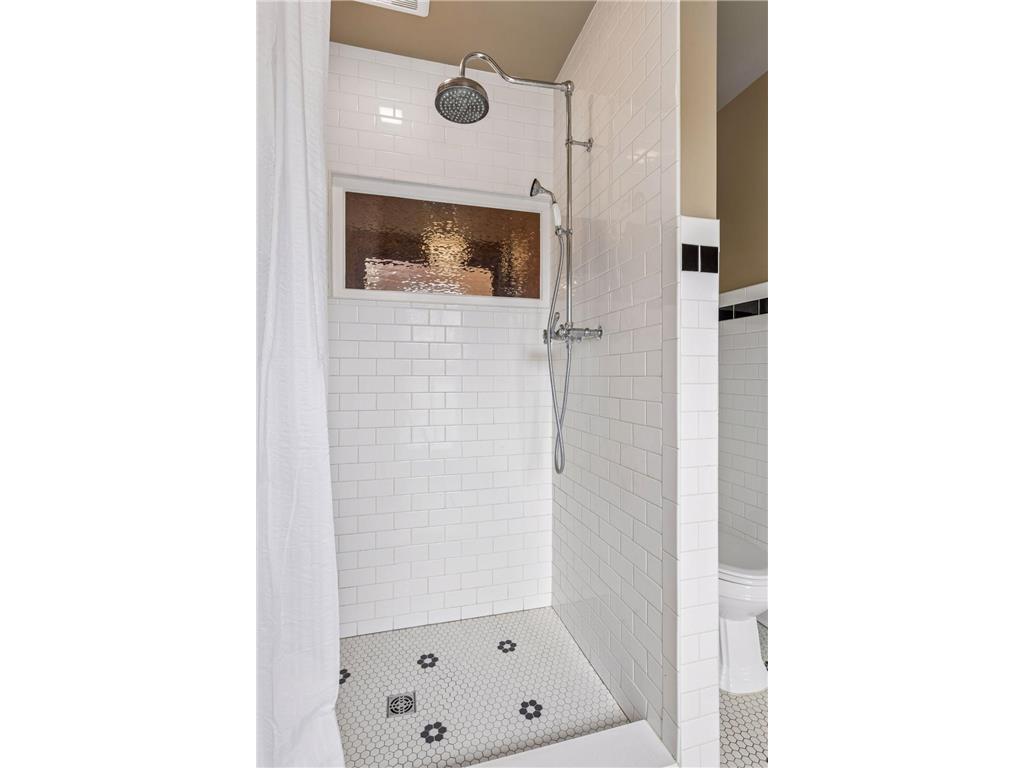 821 W 3rd Street Red Wing MN 55066 7068373 image40