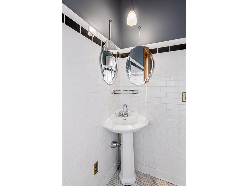 821 W 3rd Street Red Wing MN 55066 7068373 image45